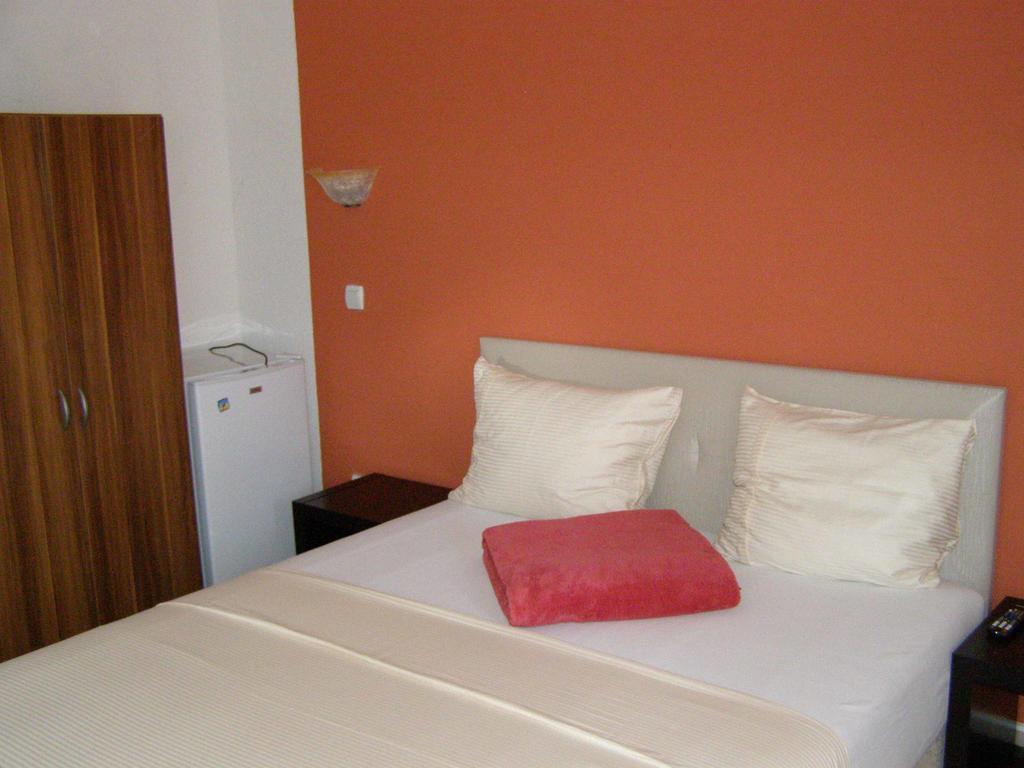 Hotel Wellness & Spa Angelo Gabriel Petrovac Δωμάτιο φωτογραφία