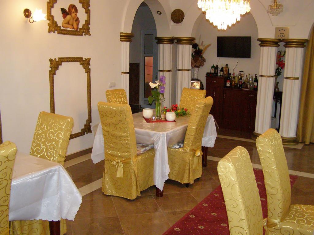 Hotel Wellness & Spa Angelo Gabriel Petrovac Εξωτερικό φωτογραφία