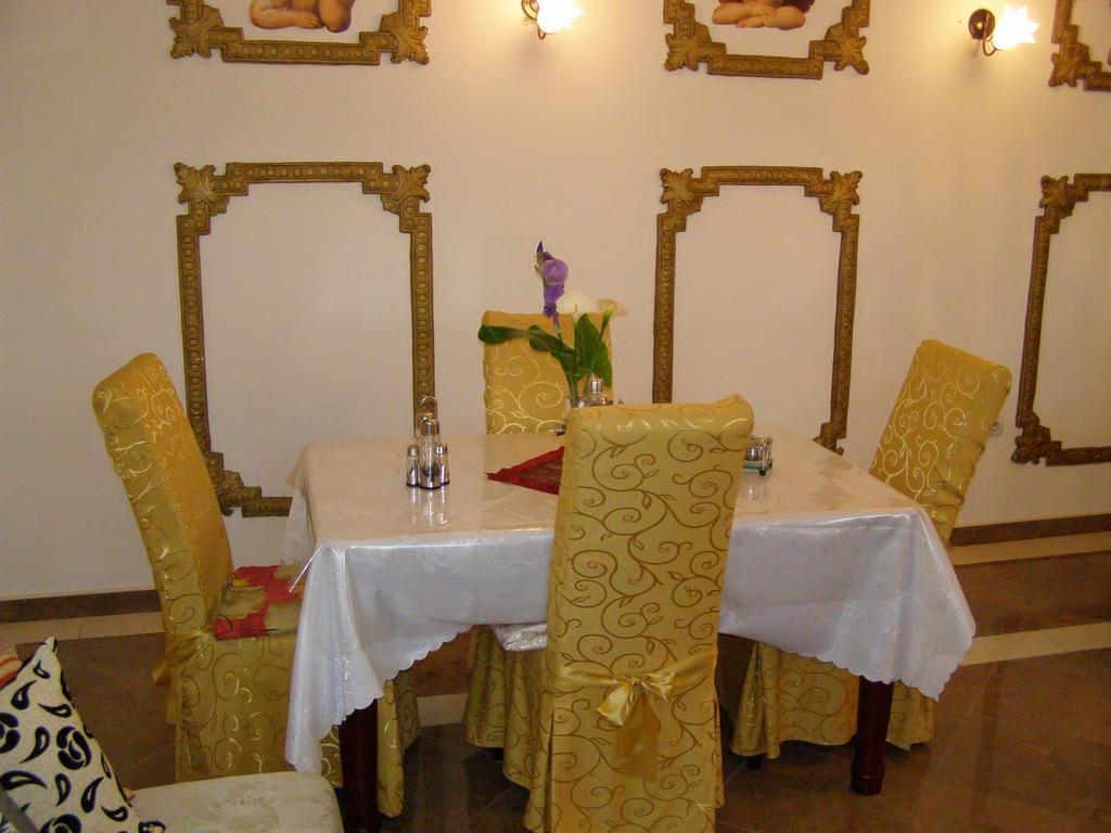 Hotel Wellness & Spa Angelo Gabriel Petrovac Εξωτερικό φωτογραφία