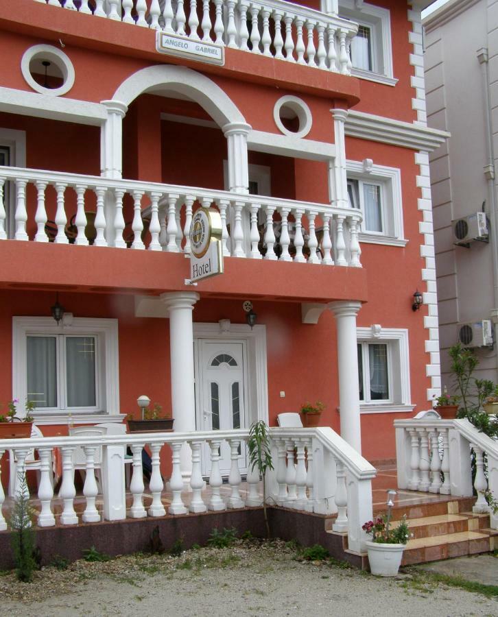 Hotel Wellness & Spa Angelo Gabriel Petrovac Εξωτερικό φωτογραφία